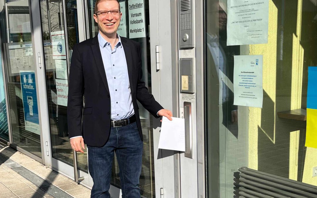 Bewerbungsunterlagen im Rathaus eingereicht